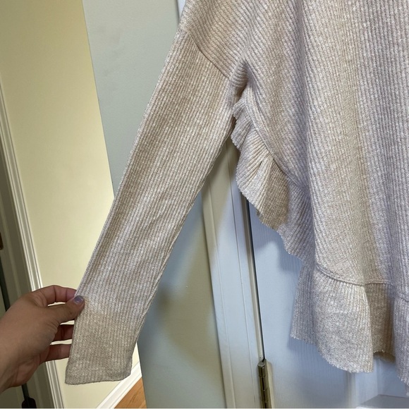 ANTHROPOLOGIE Postmark Orley Ruffled Cowlneck Ivory M/ L - Picture 7 of 11